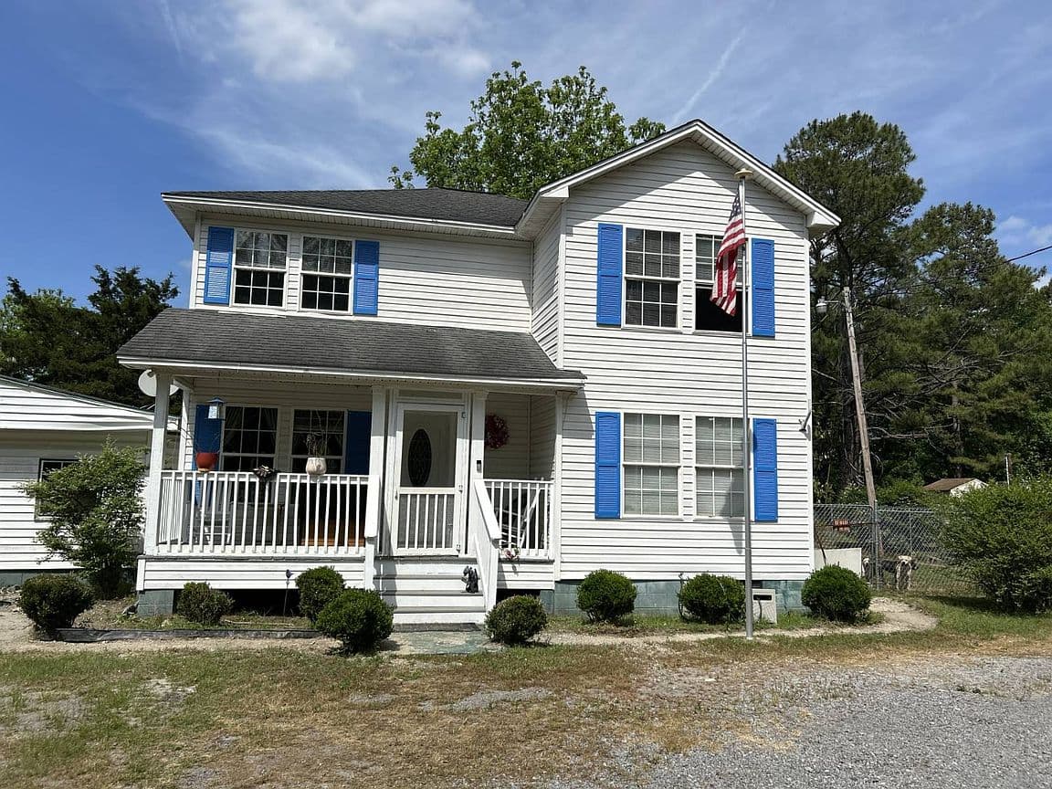 Primary listing photo