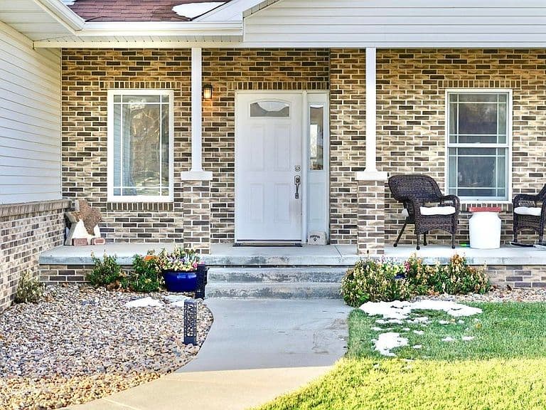 Listing photo 3