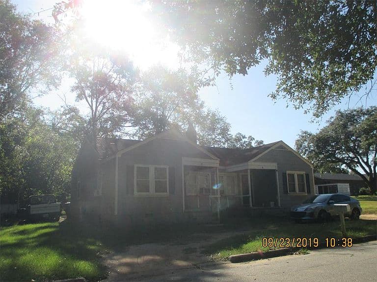 Listing photo