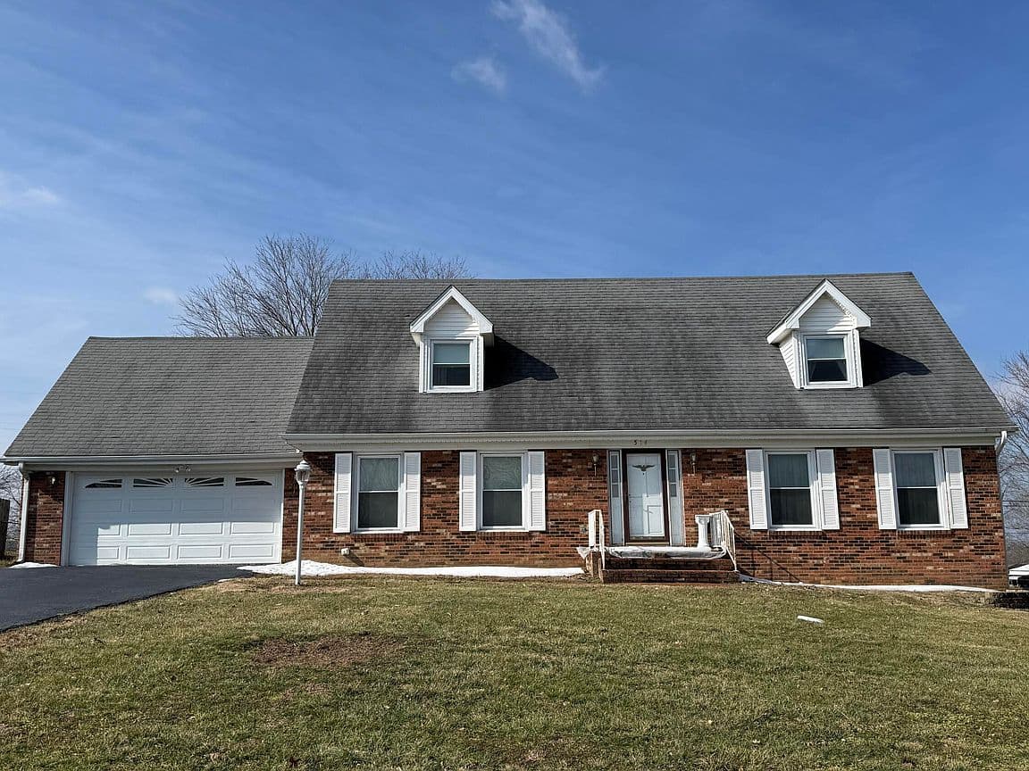 Primary listing photo