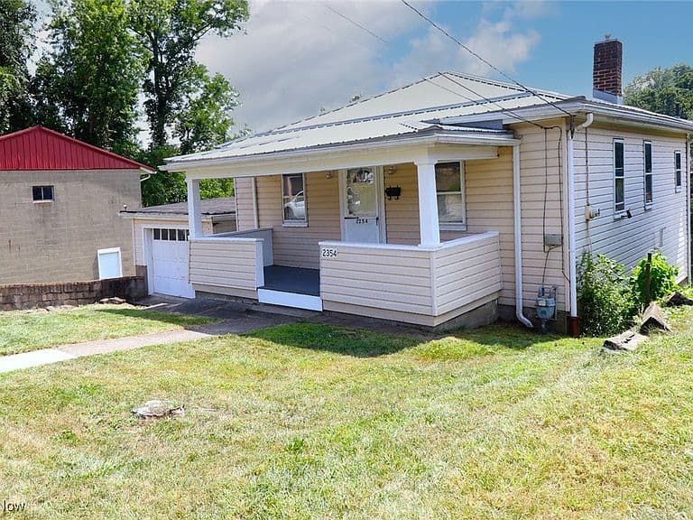 Listing photo 3