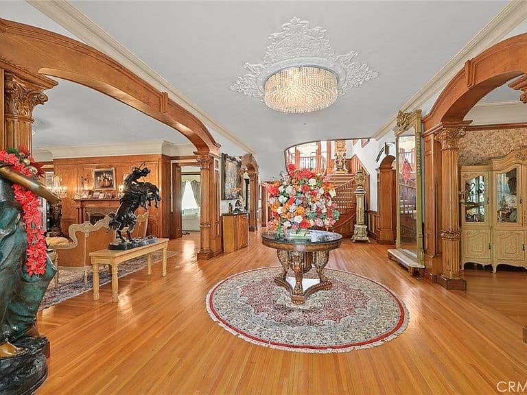 Listing photo 4
