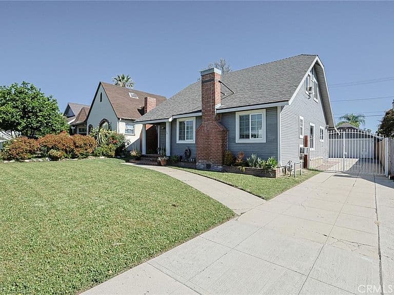 Listing photo 3