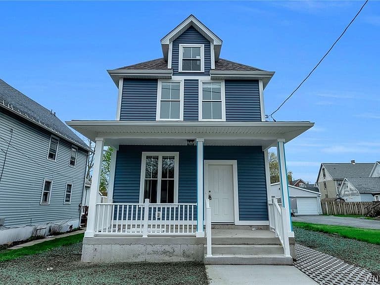 Listing photo 2
