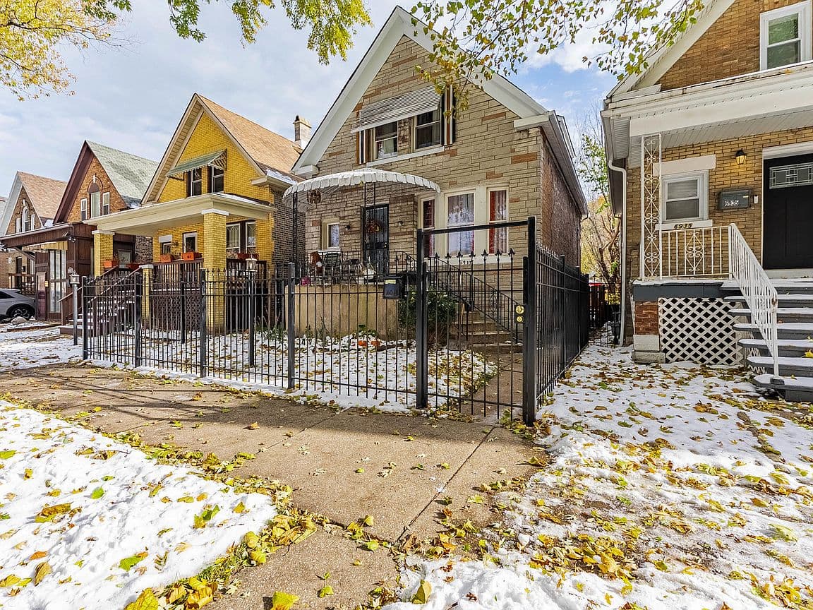 Primary listing photo