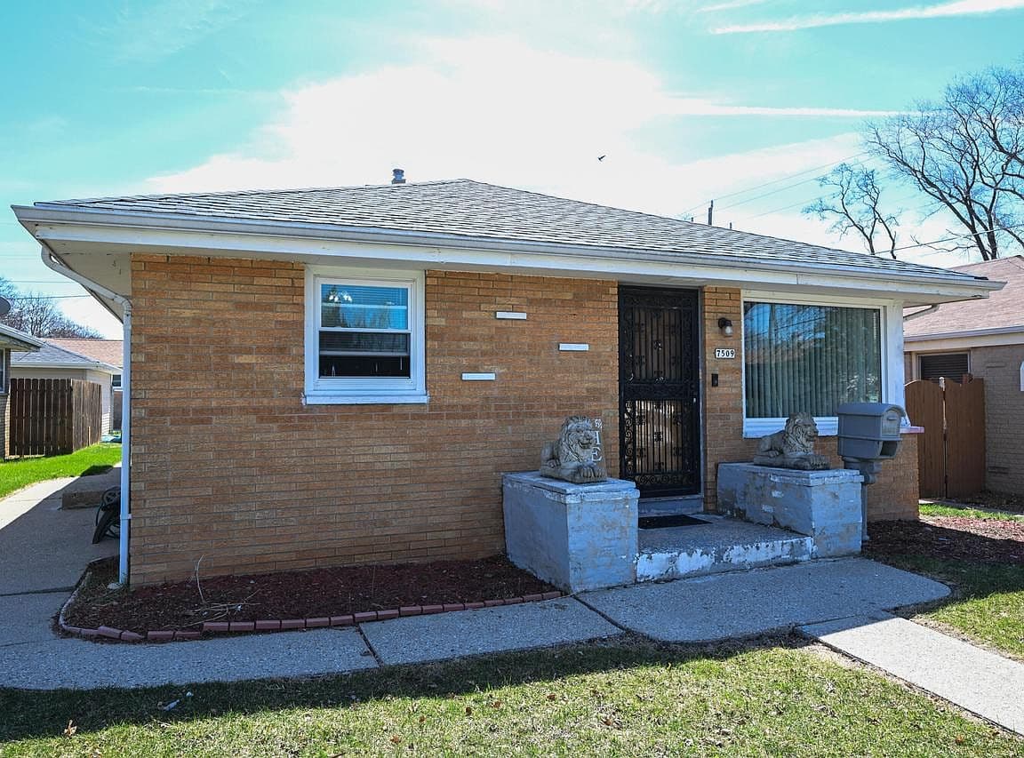 Primary listing photo