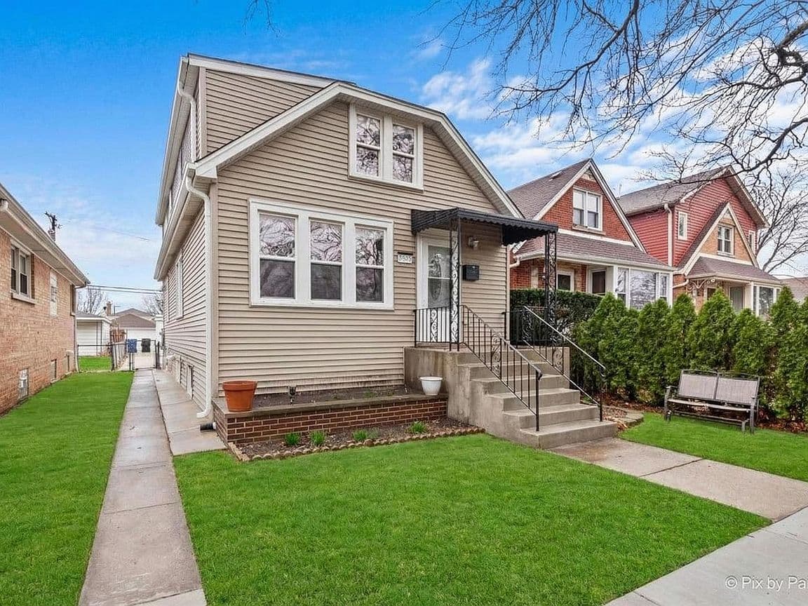Primary listing photo