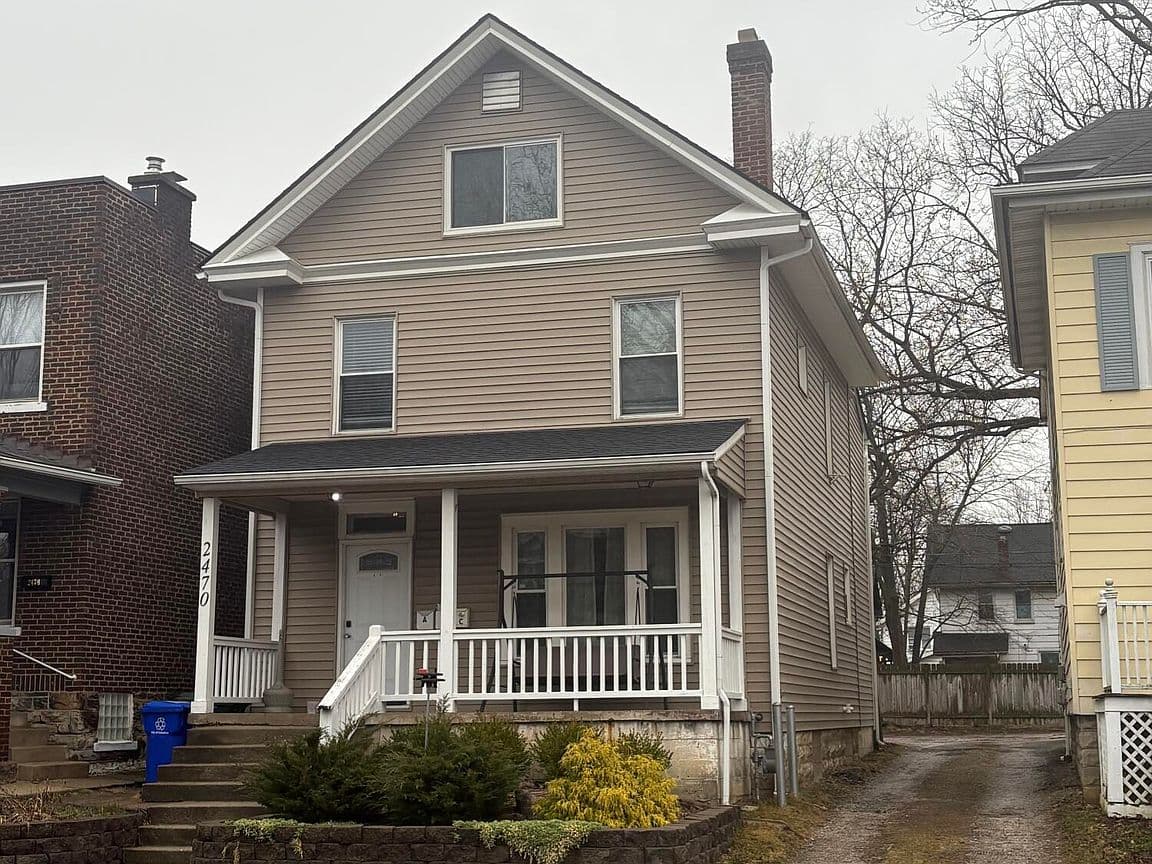 Primary listing photo