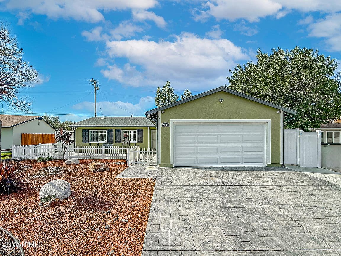 Primary listing photo