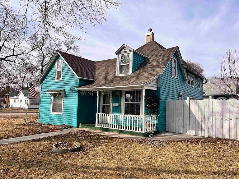 Listing photo 3