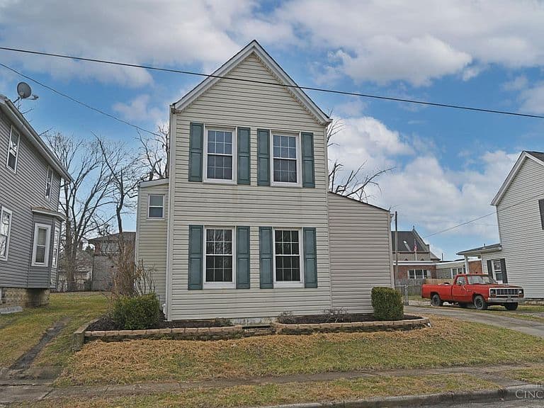 Listing photo 3