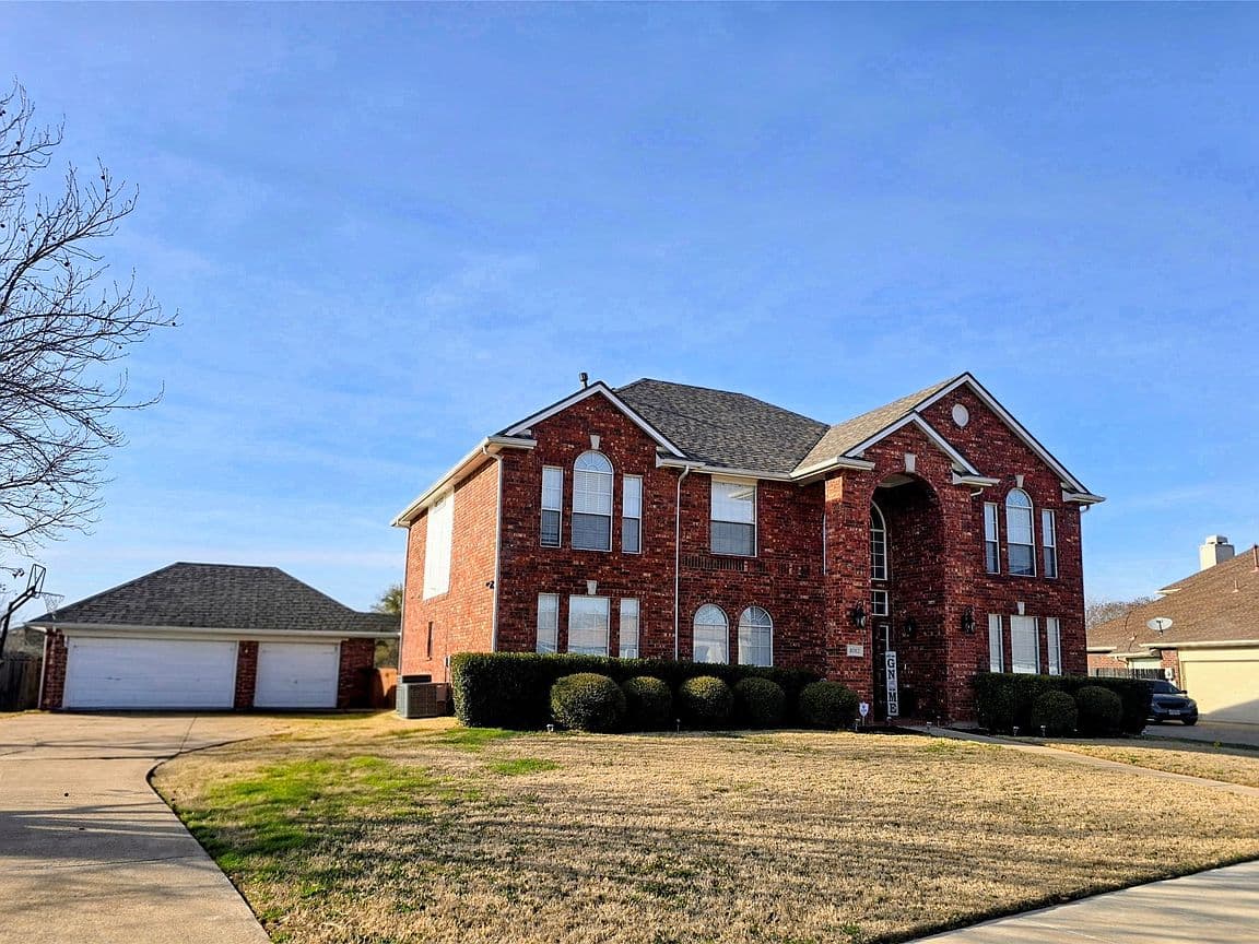 Primary listing photo