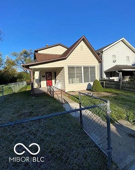 Listing photo 3