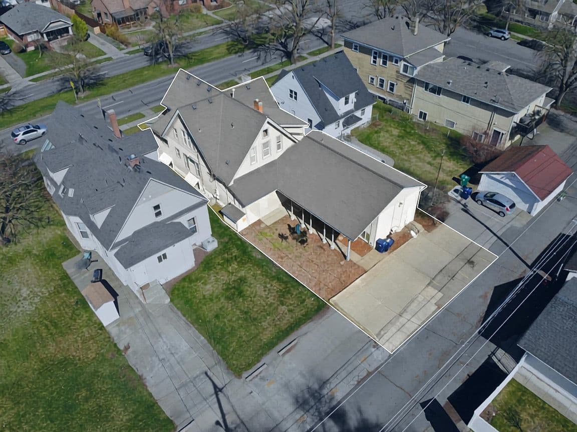 Primary listing photo