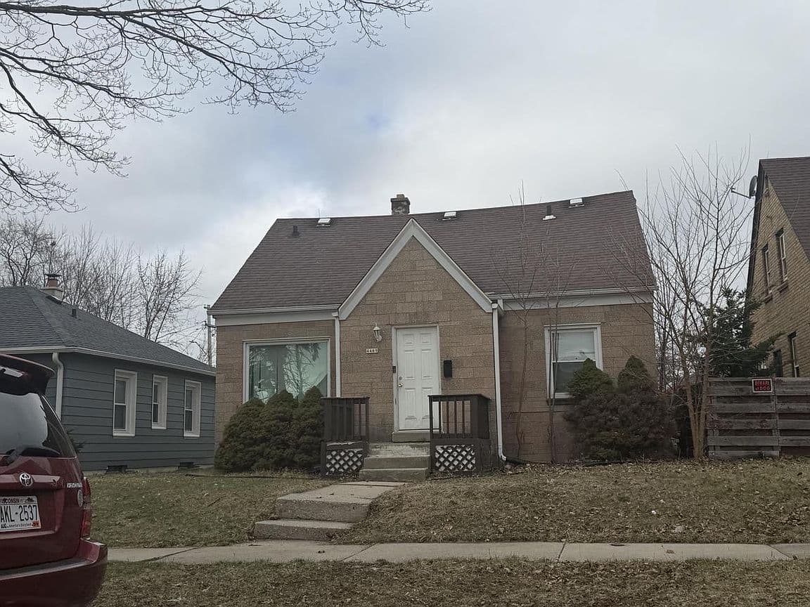 Primary listing photo