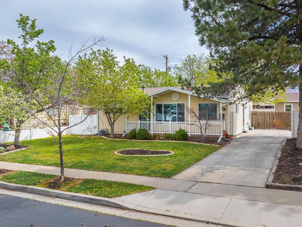 Primary listing photo