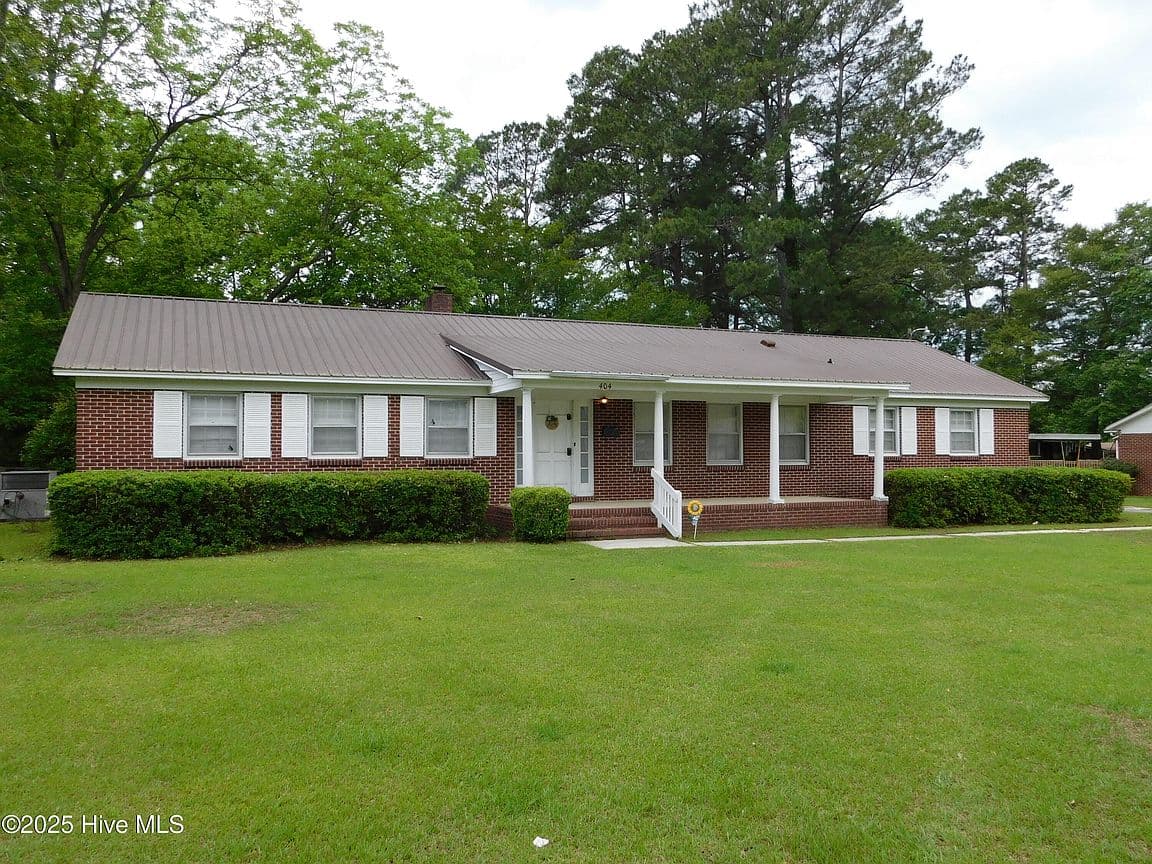 Primary listing photo