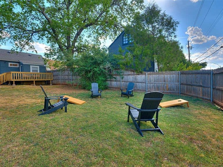 Listing photo 5