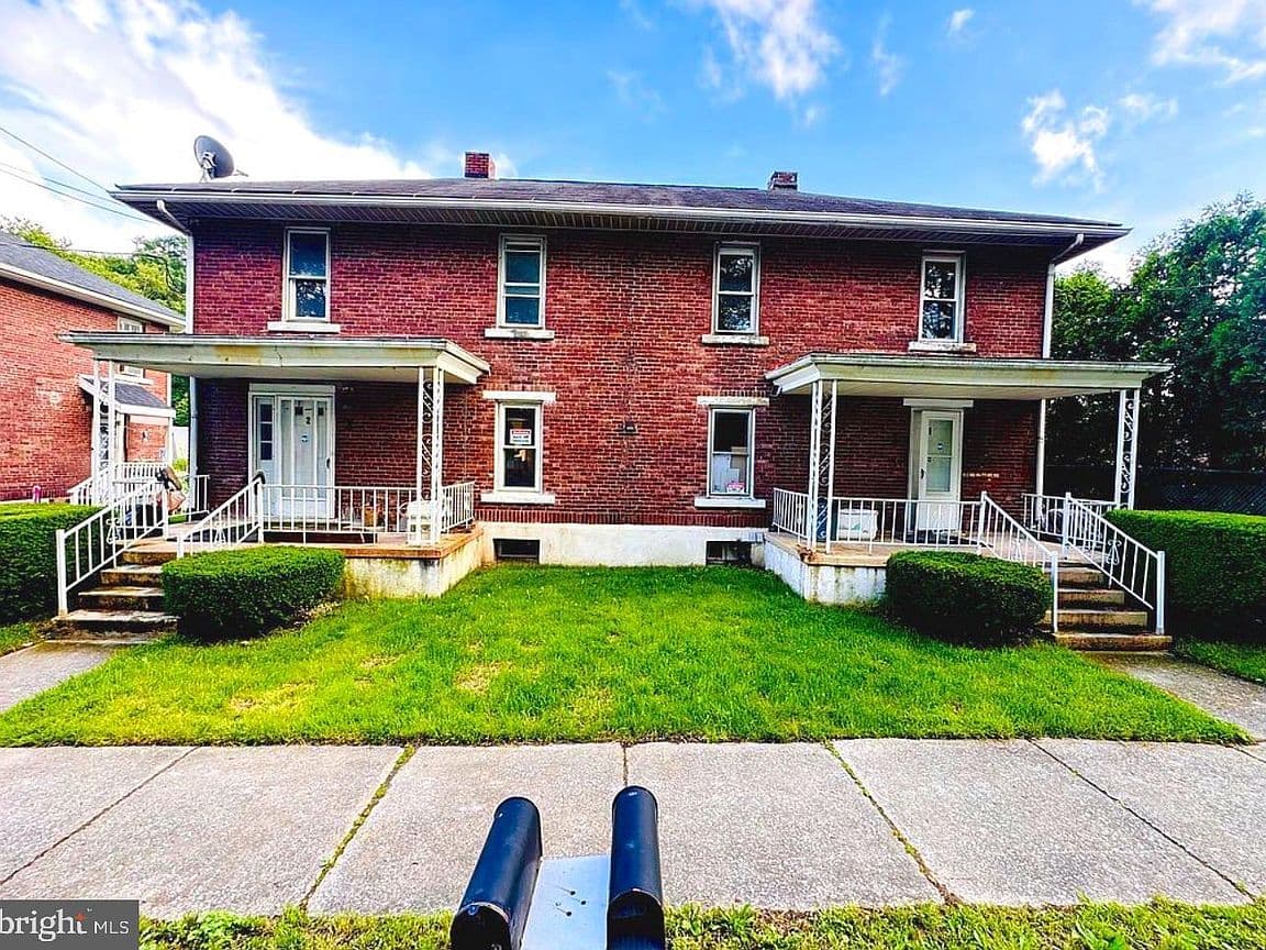 Primary listing photo