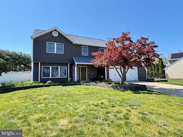 Listing photo 4