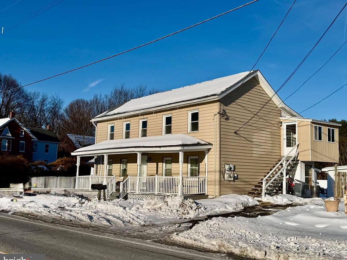 Primary listing photo