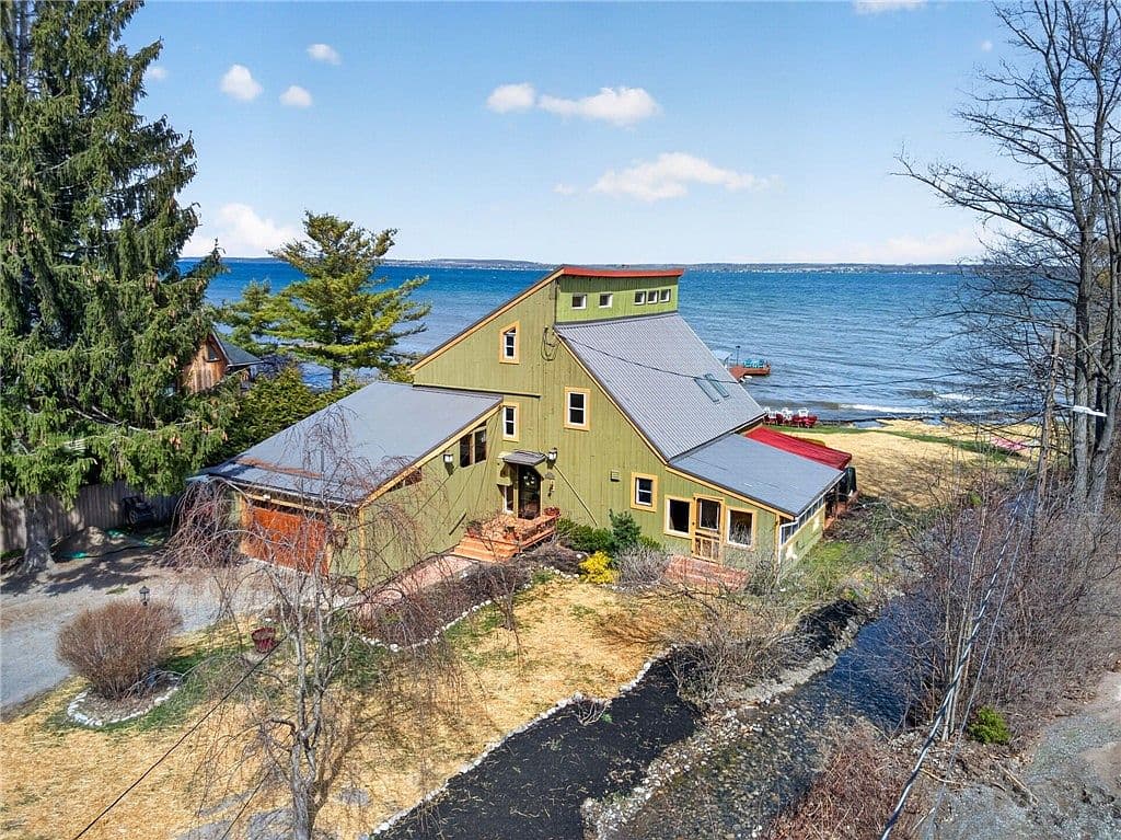 Primary listing photo