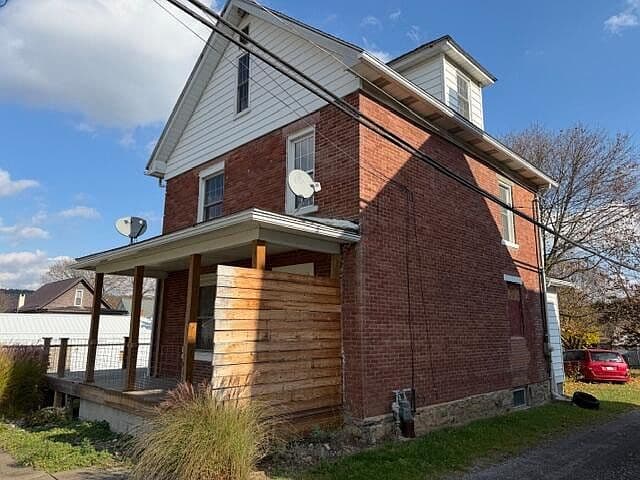 Listing photo 5