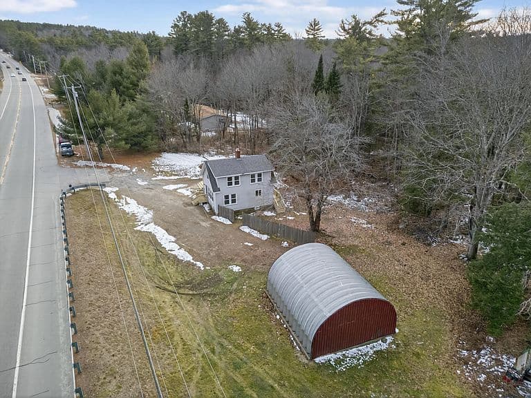 Listing photo 3