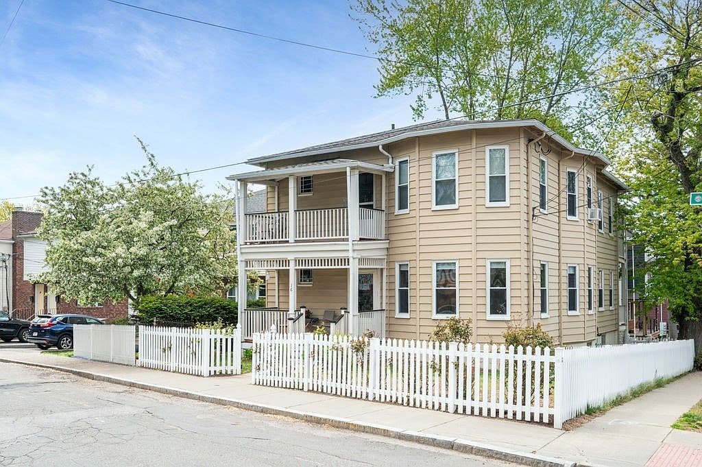 Primary listing photo