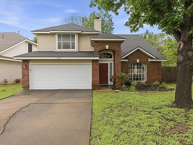 Listing photo 3