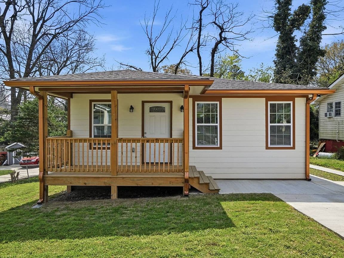 Primary listing photo