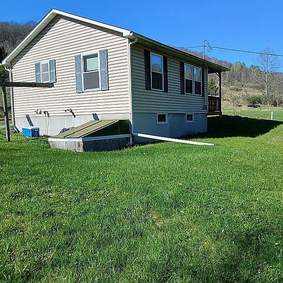 Listing photo 4