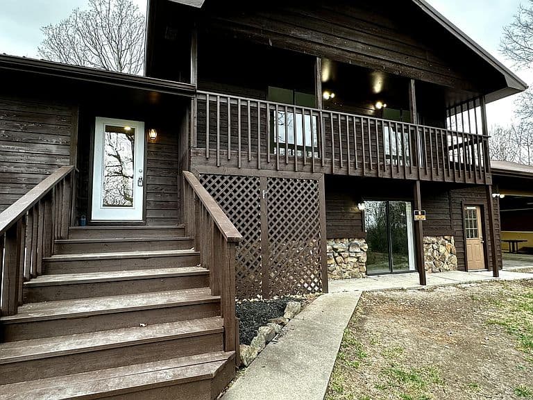 Listing photo