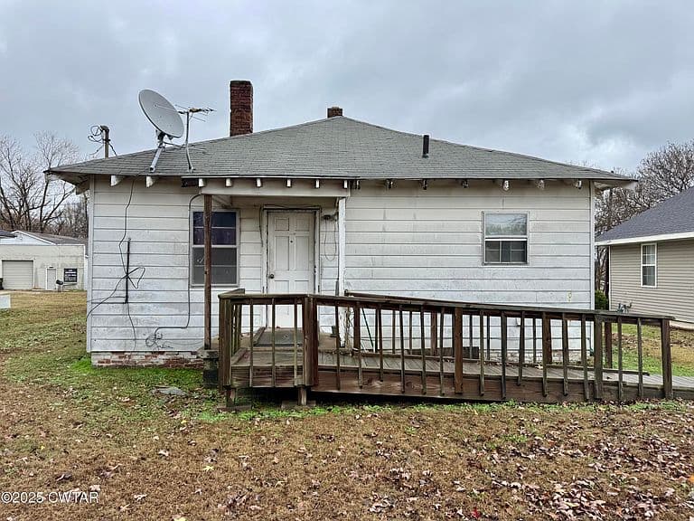 Listing photo 3