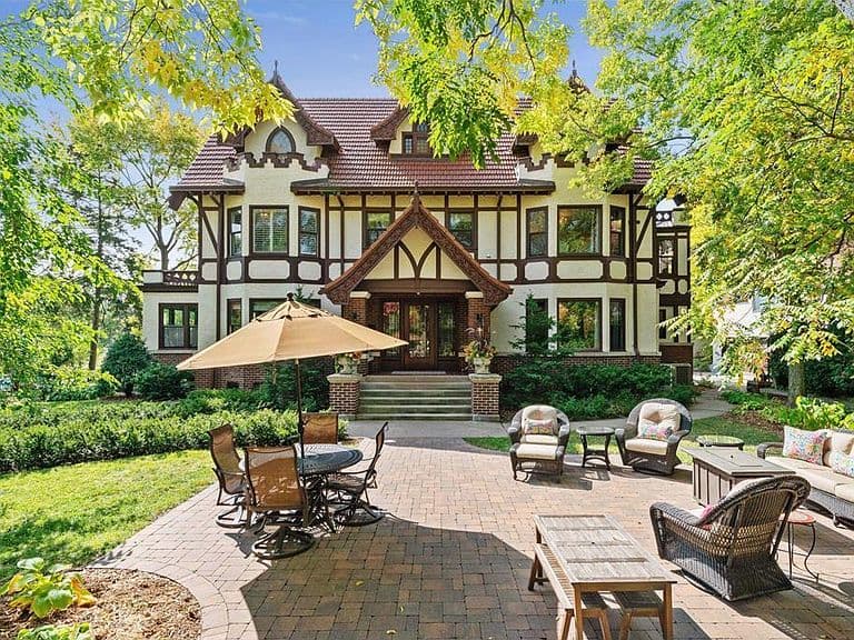 Listing photo 4