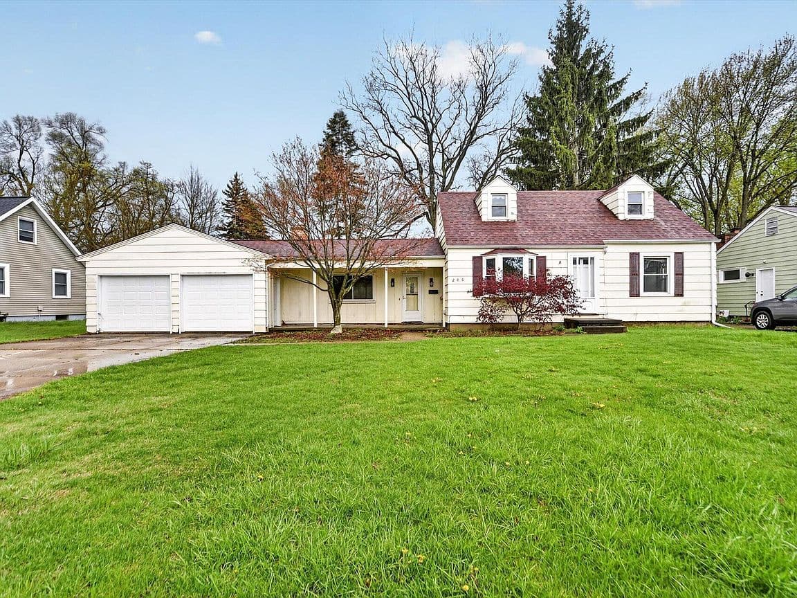Primary listing photo