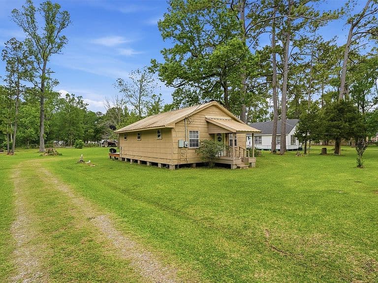 Listing photo 4