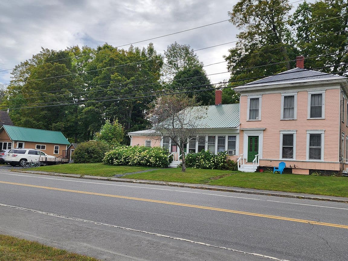 Primary listing photo