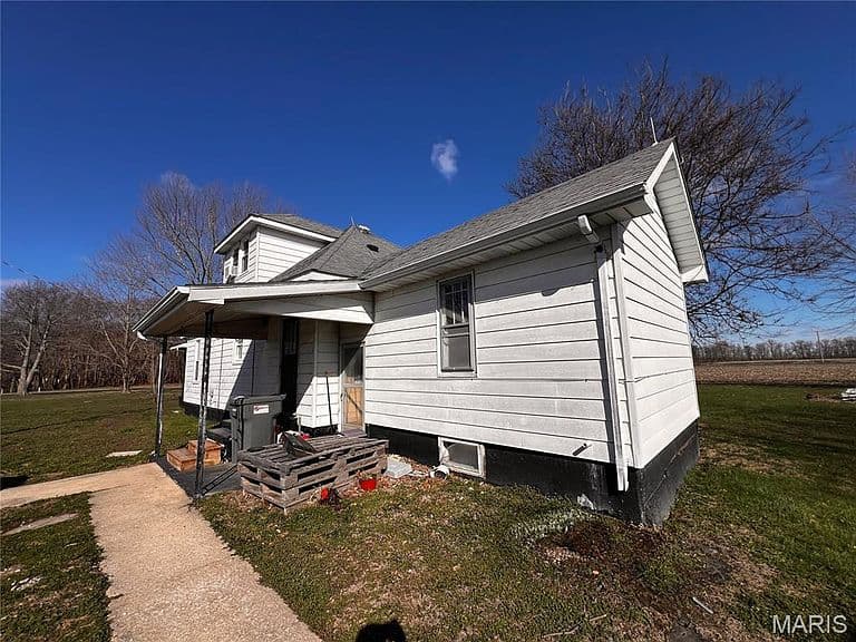 Listing photo 4