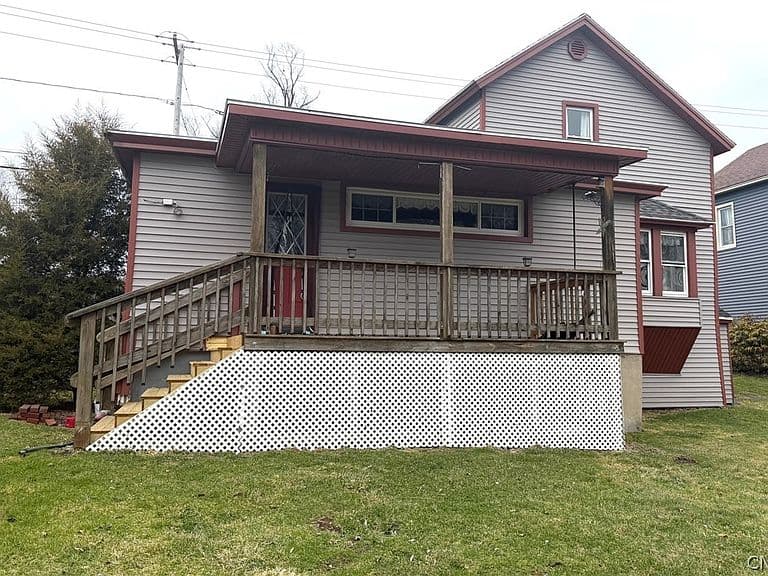 Listing photo 5