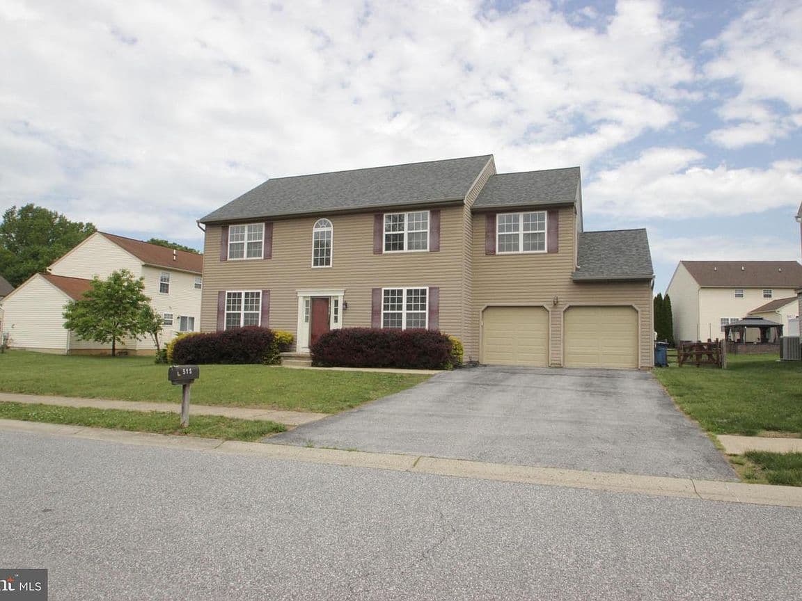 Primary listing photo