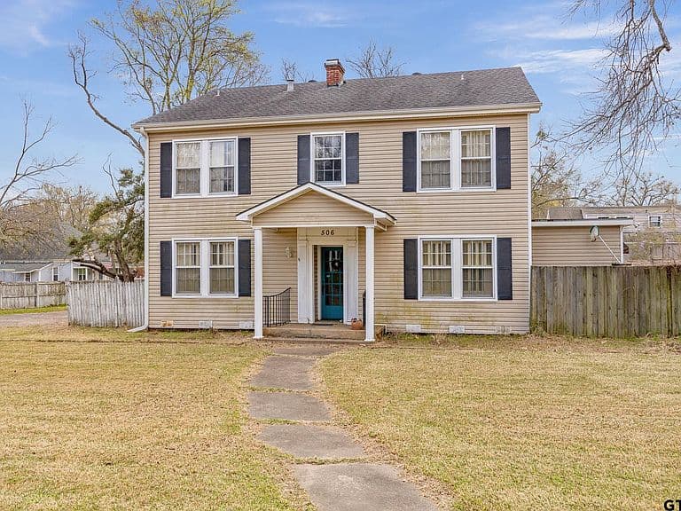 Listing photo 4