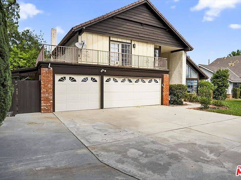 Listing photo 3