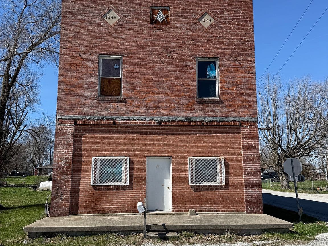 Primary listing photo