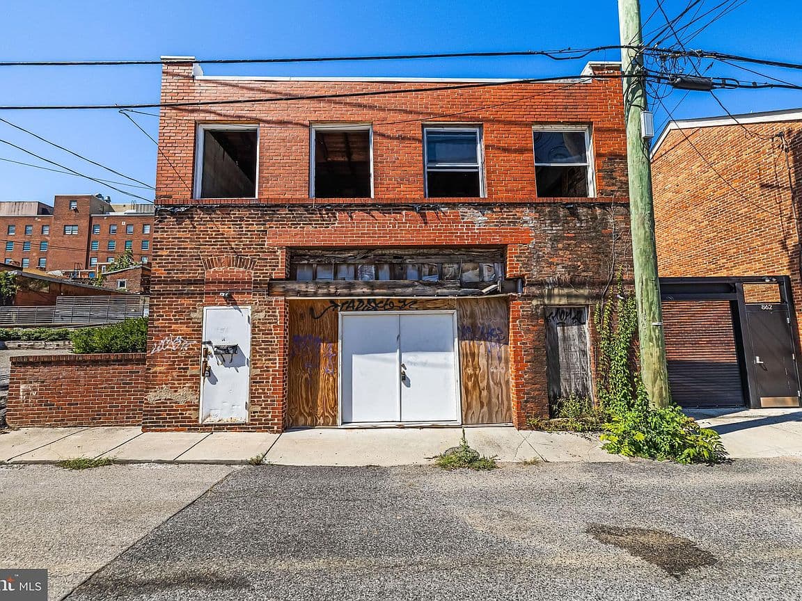 Primary listing photo