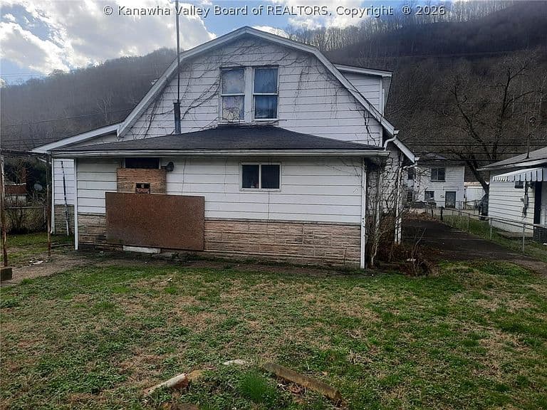 Listing photo 5