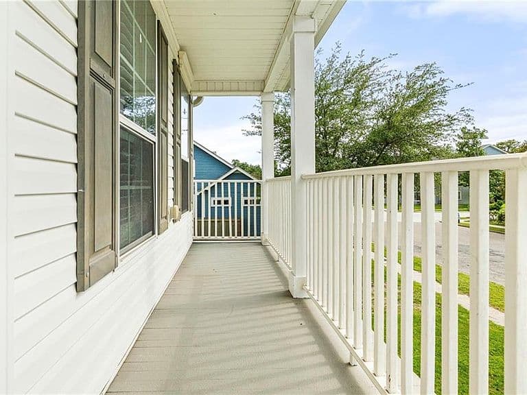 Listing photo 4