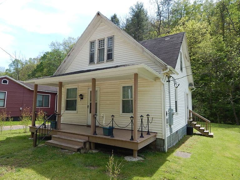 Listing photo 4