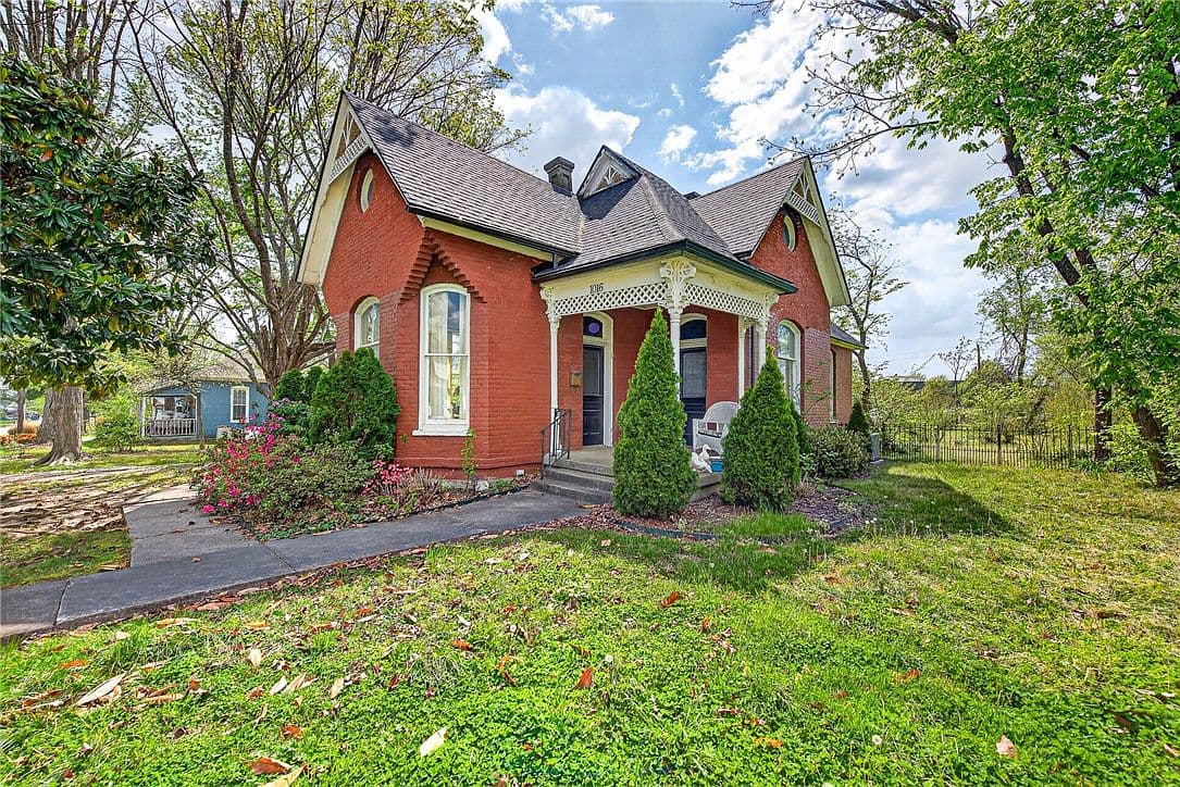 Primary listing photo