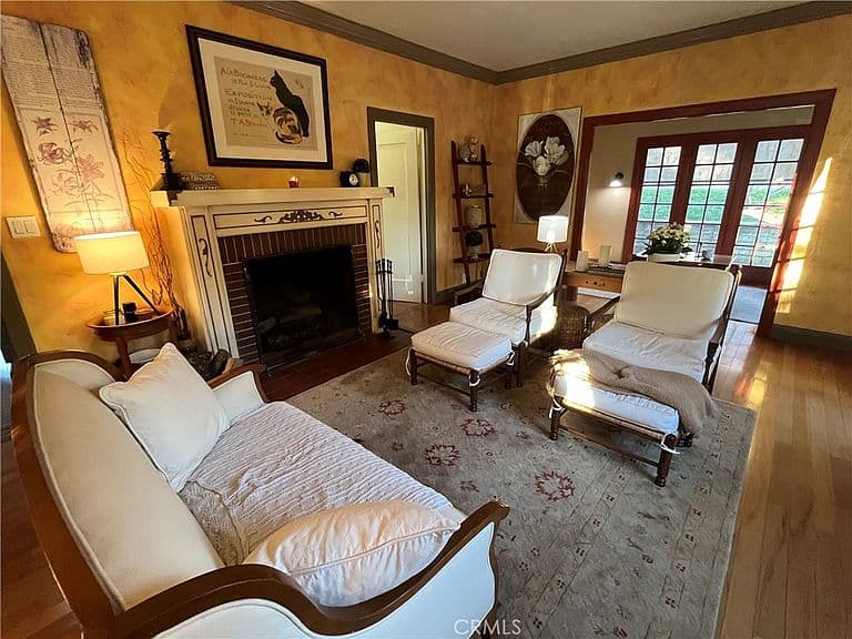 Listing photo 4